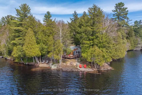 746 East Bear Lake Road, McMurrich/Monteith, ON P0A 1Y0