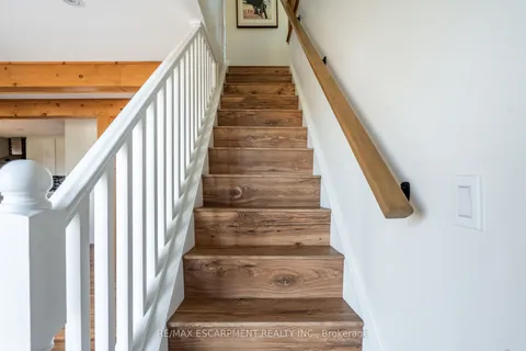 175 Beach Boulevard, Hamilton, ON L8H 6V8