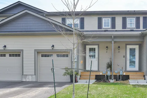 8 Nicole Park Place, Bracebridge, ON P1L 0C8