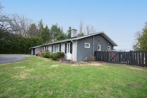 724 River Road, Blossom Park - Airport and Area, ON K4M 1B2