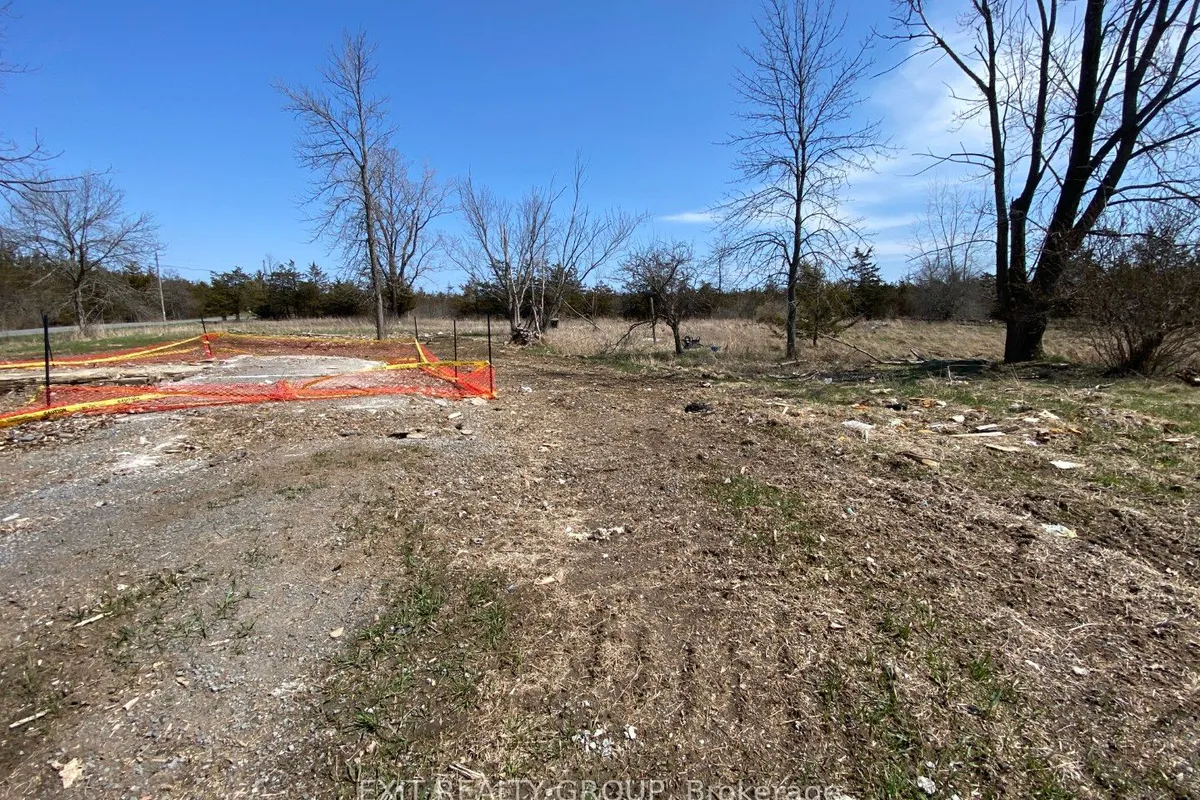 800 Chuckery Hill Road, Prince Edward County, ON K0K 2T0