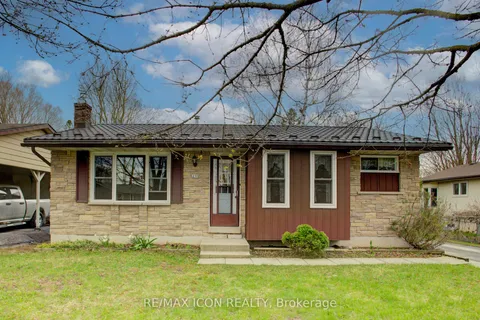 271 Forest Glen Crescent, Wellington North, ON N0G 2L2