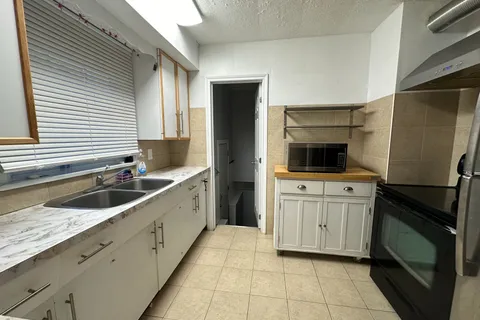 4680 Sixth Avenue, Niagara Falls, ON L2E 4T5
