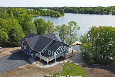49 Hardies Road, McKellar, ON P2A 0B5