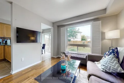 214 Blackburn Drive, Brantford, ON N3T 0C4