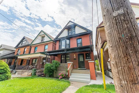 15 Barnesdale Avenue, Hamilton, ON L8L 6R4