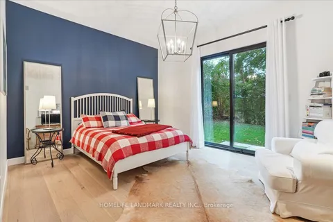 114 Reding Road, Hamilton, ON L9G 1M8