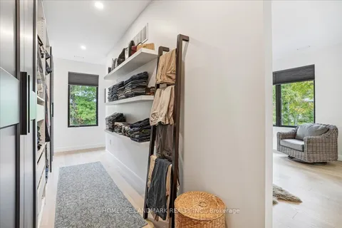 114 Reding Road, Hamilton, ON L9G 1M8