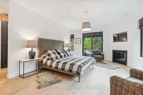114 Reding Road, Hamilton, ON L9G 1M8
