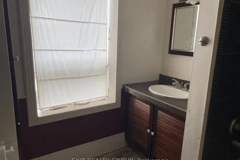 109 West Street, Quinte West, ON K8V 2M3