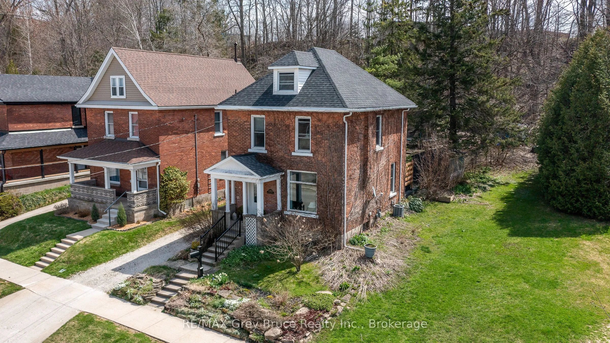 1365 4th Avenue, Owen Sound, ON N4K 2P8