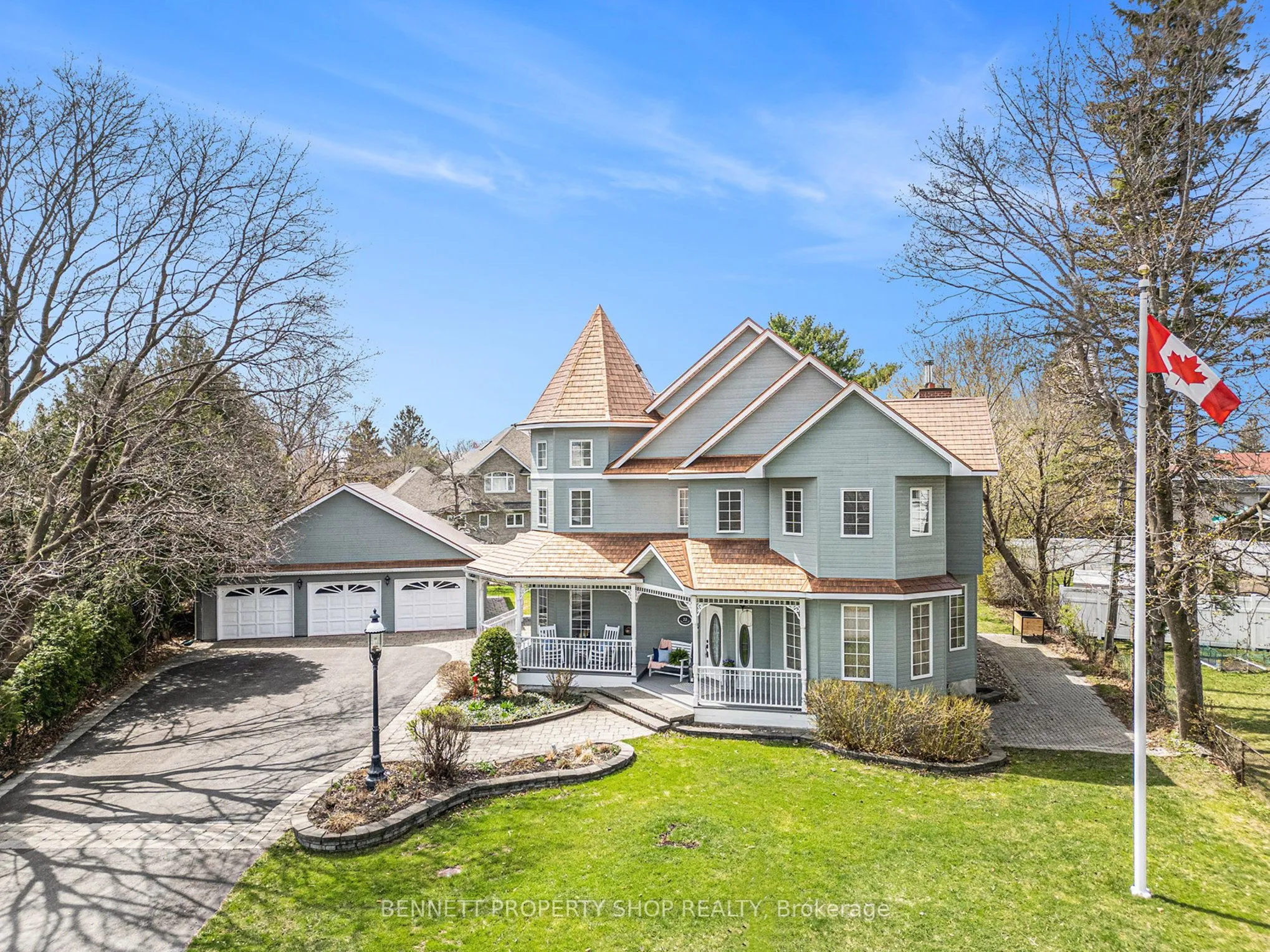 22 Ashwood Crescent, Meadowlands - Crestview and Area, ON K2G 2S8