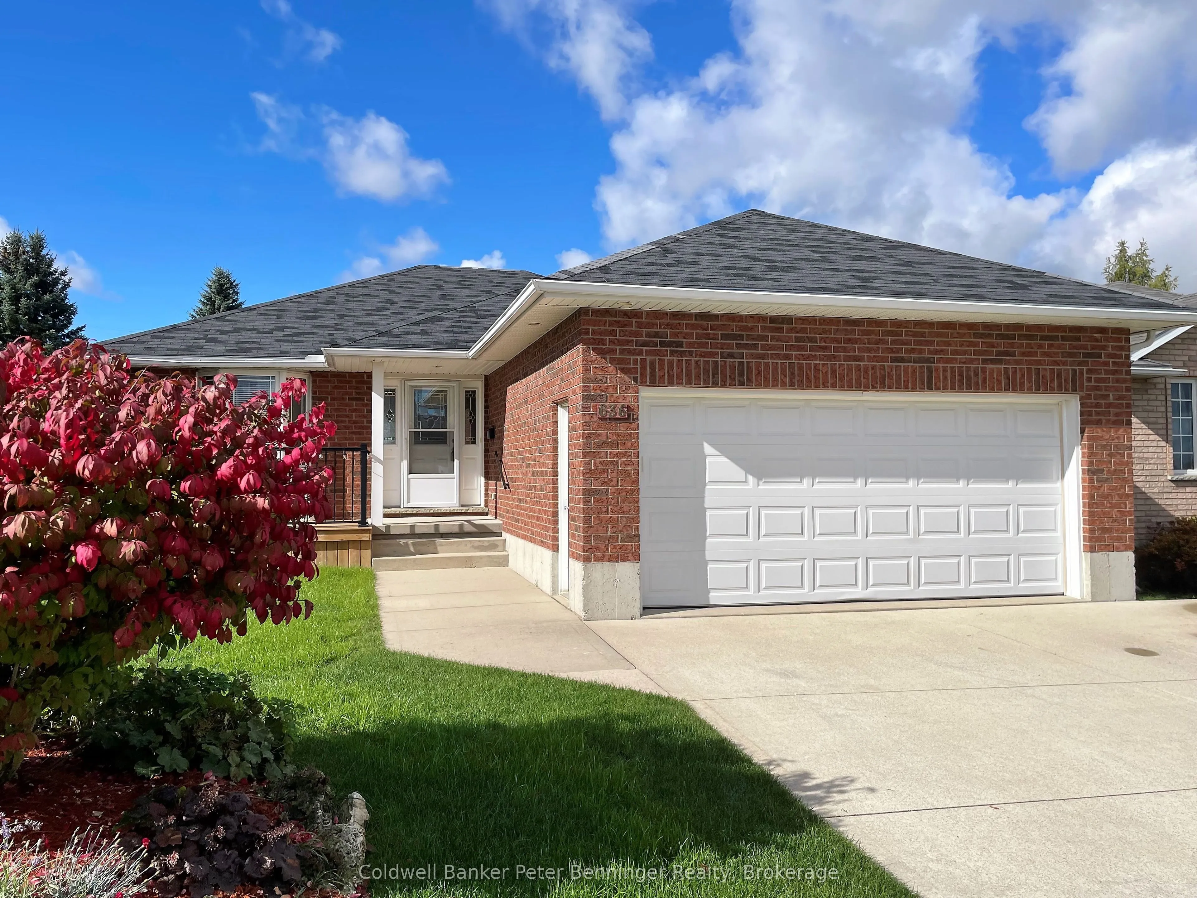 636 22nd Avenue, Hanover, ON N4N 3W7