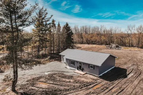 10379 Hanesville Road, South Dundas, ON K0E 1C0