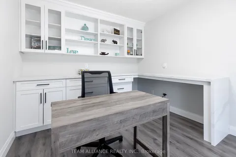 167 SUNNYSIDE Drive, London North, ON N5X 3P7