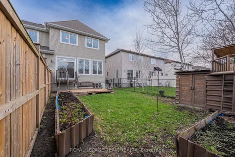 768 CEDAR CREEK Drive, Blossom Park - Airport and Area, ON K1T 0B2
