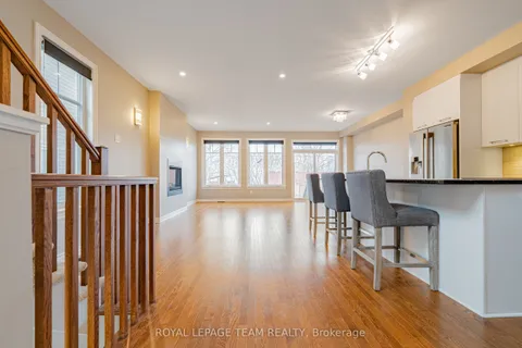768 CEDAR CREEK Drive, Blossom Park - Airport and Area, ON K1T 0B2