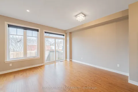 768 CEDAR CREEK Drive, Blossom Park - Airport and Area, ON K1T 0B2