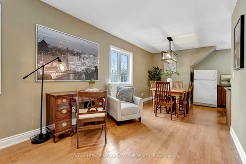 128 Carlisle Road, Hamilton, ON L8B 0Z8