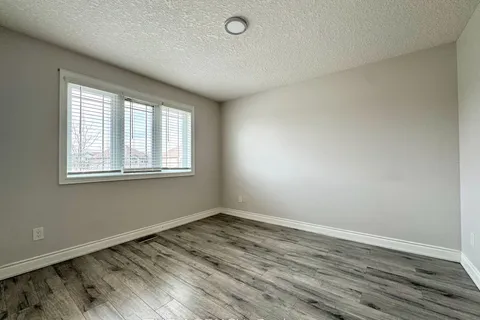 687 Spitfire Street, Woodstock, ON N4T 0B1