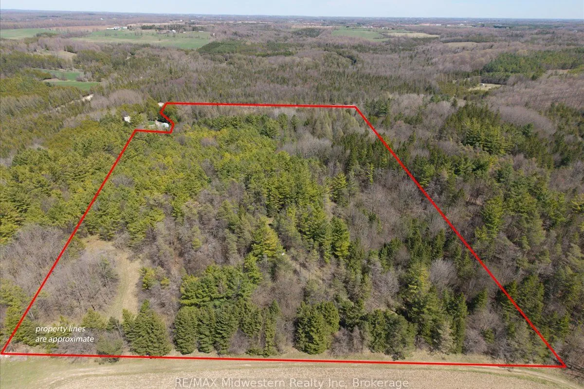 9892 Ski Road, Minto, ON N0G 1M0