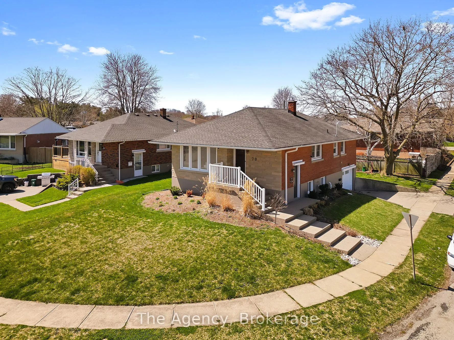 70 South Crescent, Port Colborne, ON L3K 2X9