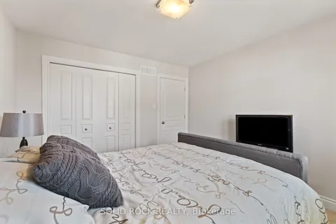 422 Mercury Street, Clarence-Rockland, ON K4K 0G8