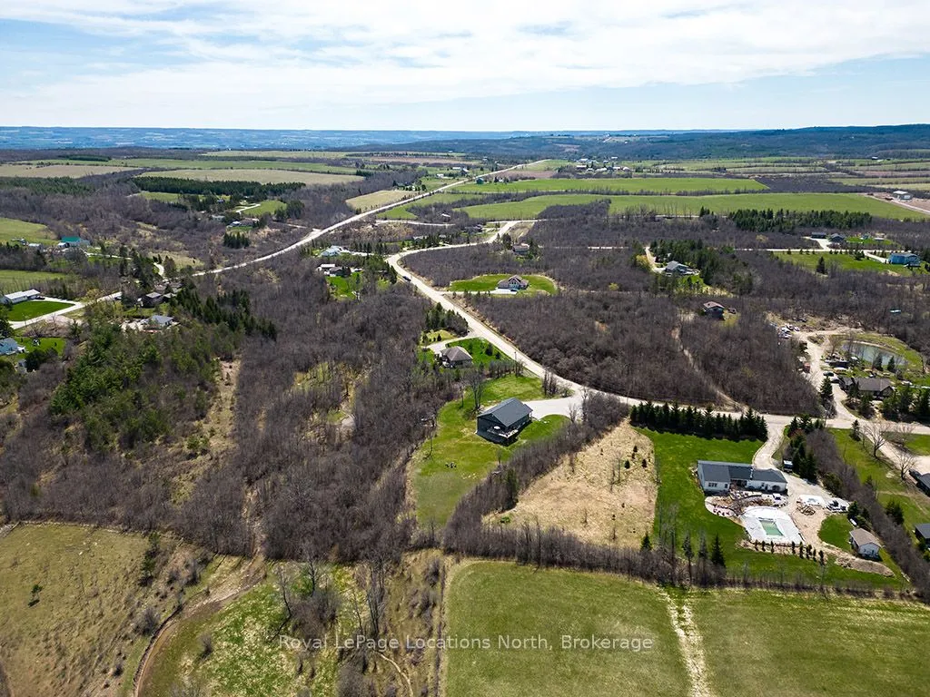 145 St Vincent Crescent, Meaford, ON N4L 1W7