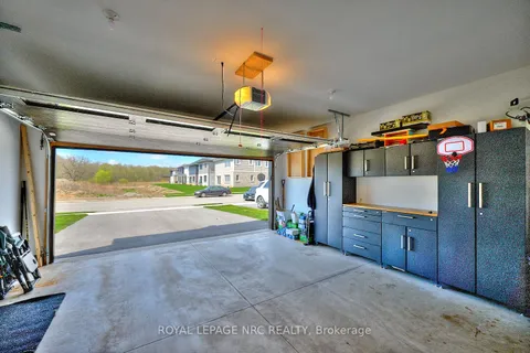 7456 Parkside Road, Niagara Falls, ON L2H 0K7