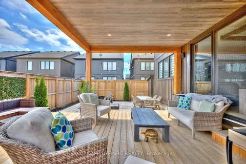 7456 Parkside Road, Niagara Falls, ON L2H 0K7