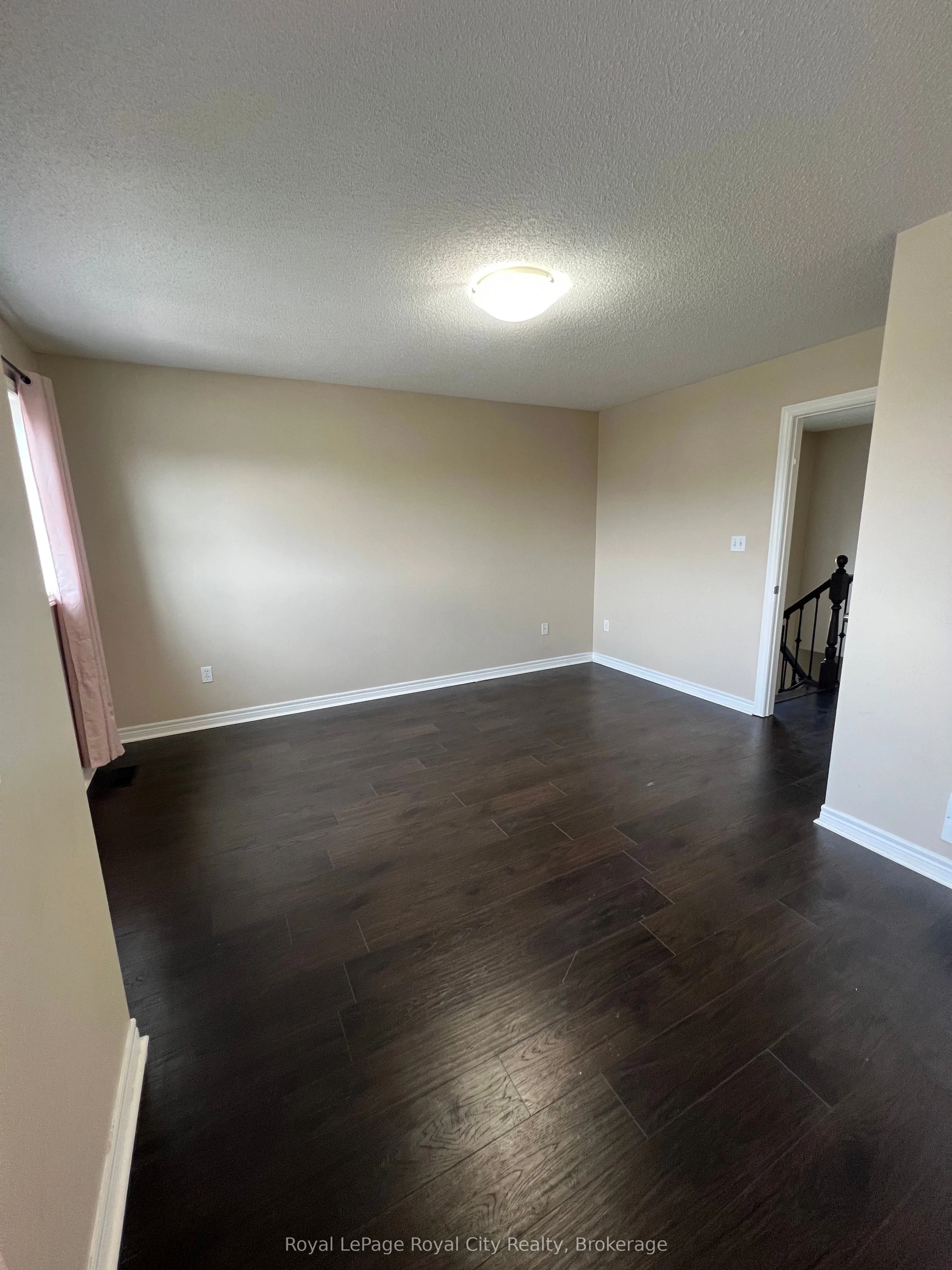 47 Simmonds Drive, Guelph, ON N1E 0A9