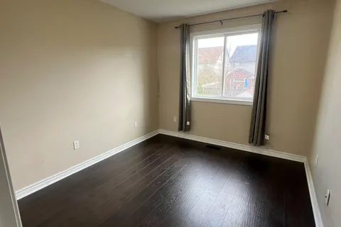 47 Simmonds Drive, Guelph, ON N1E 0A9