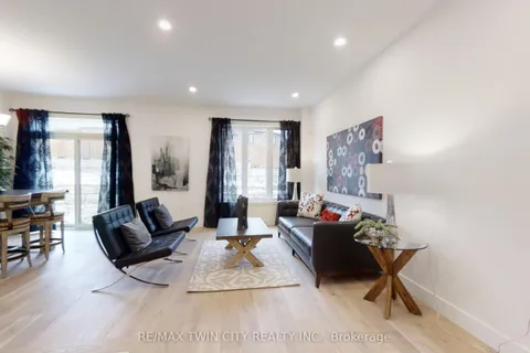 947 DEVERON Crescent, London South, ON N5X 3X4