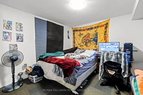135 Glamorgan Drive, Kanata, ON K2L 1R7