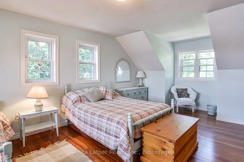 1180 PARKERS POINT Road, Gravenhurst, ON P1P 1R2