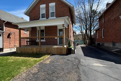 121 Durham Street, Kawartha Lakes, ON K9V 2R3