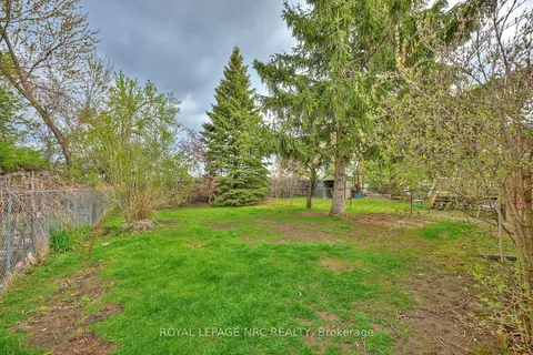 11 Beech Street, St. Catharines, ON L2R 2B6