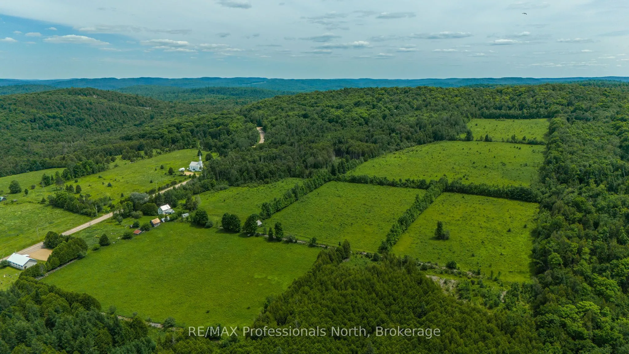 817 Schutt Road, ON K0J 2E0