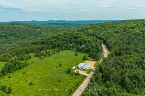 817 Schutt Road, ON K0J 2E0