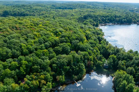 1025 McCabe Road, Lake of Bays, ON P0B 1A0