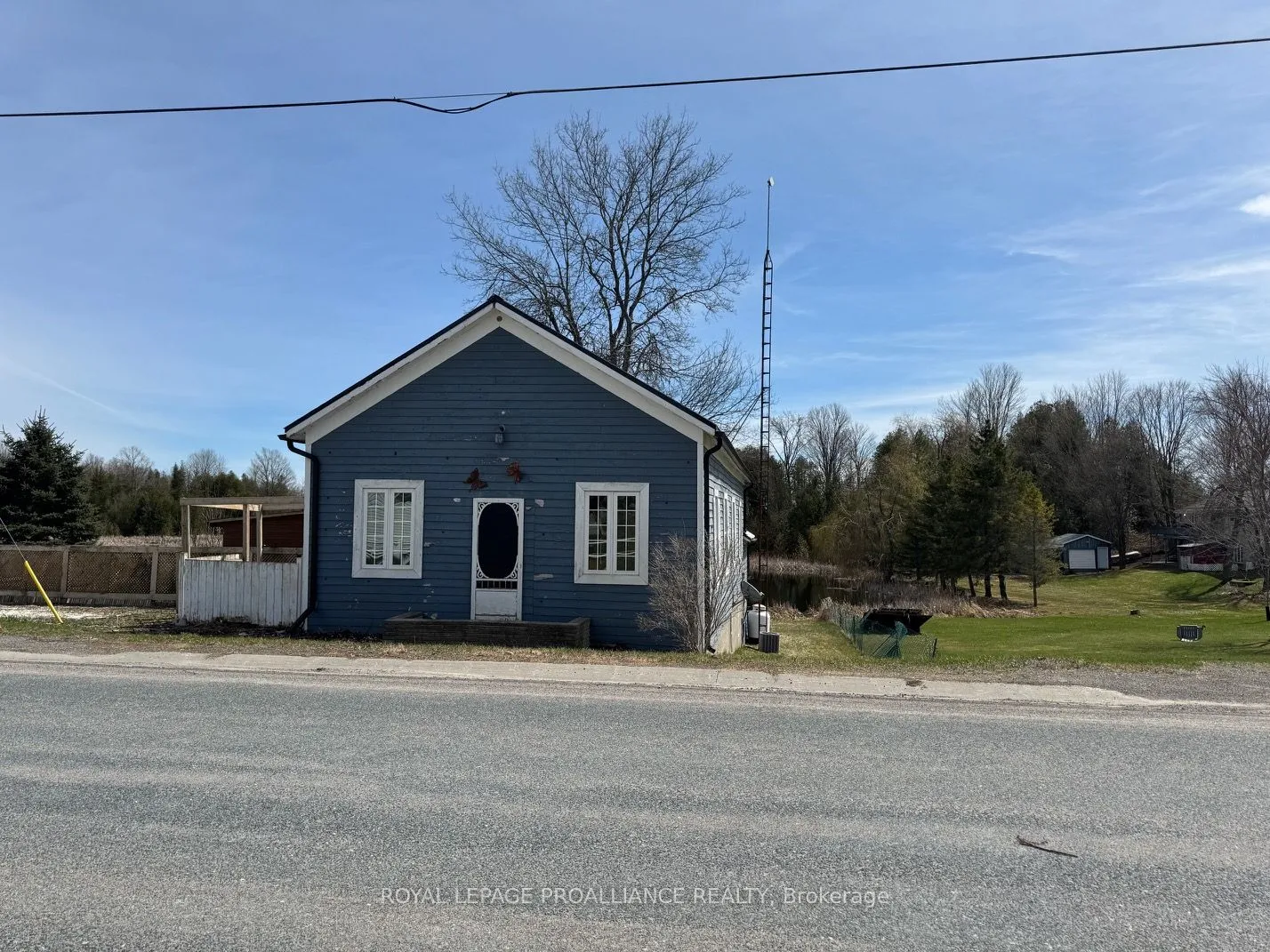 3085 Queensborough Road, Madoc, ON K0K 2K0