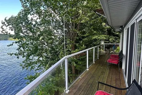 61 Maple Drive, Perry, ON P0A 1J0