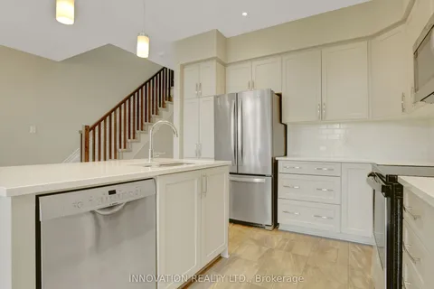 470 Markdale Terrace, Blossom Park - Airport and Area, ON K1X 0B5