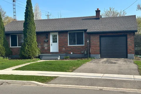 266 FIFTH Avenue, Woodstock, ON N4S 2G1