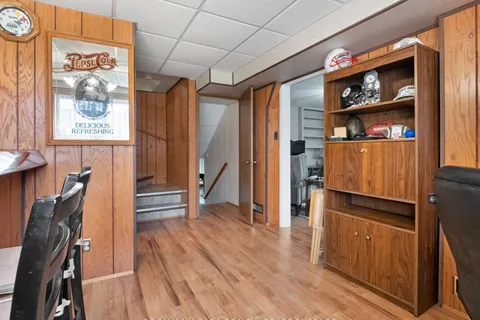 7058 Freeman Street, Niagara Falls, ON L2E 5V5