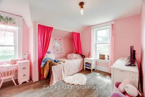 140 William Street, North Middlesex, ON N0M 2A0