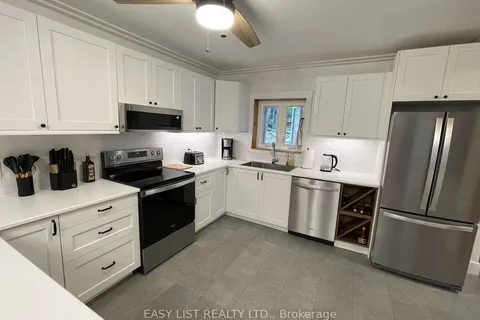 45 Hoths Lane, Huntsville, ON P0B 1L0