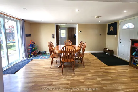 4 Main Street, Elizabethtown-Kitley, ON K0E 1M0