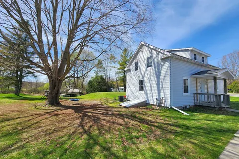 4 Main Street, Elizabethtown-Kitley, ON K0E 1M0
