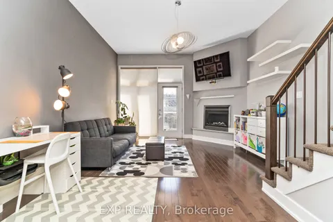 57D Young Street, West Centre Town, ON K1S 5T5